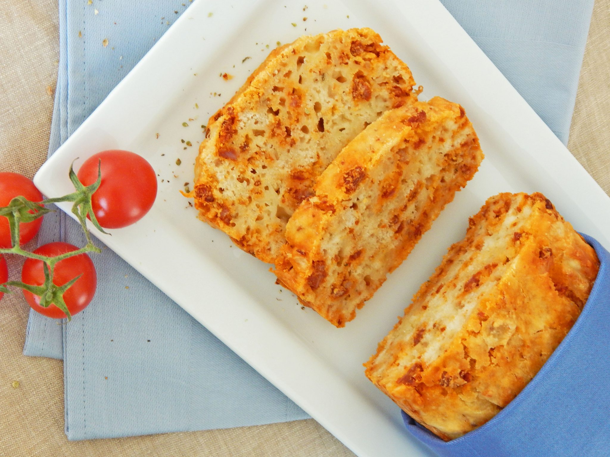 Bierbrot mit Chorizo und Bergkäse