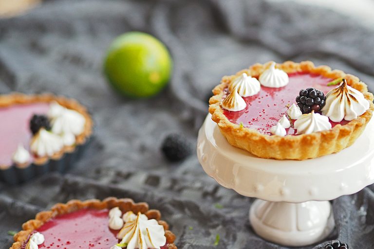 Brombeer-Panna Cotta Tartelettes - * what bakes me smile