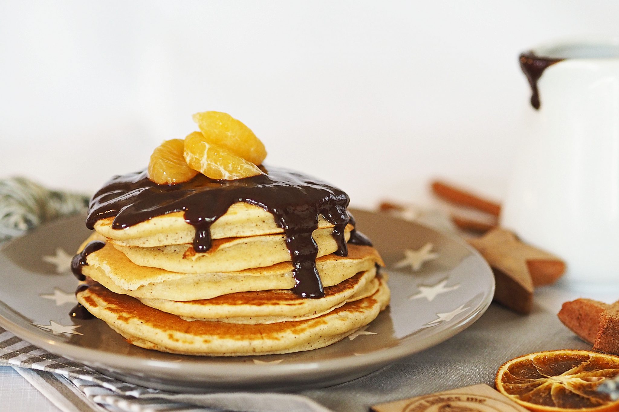 Pancake Mix Lebkuchen Schokoladensauce