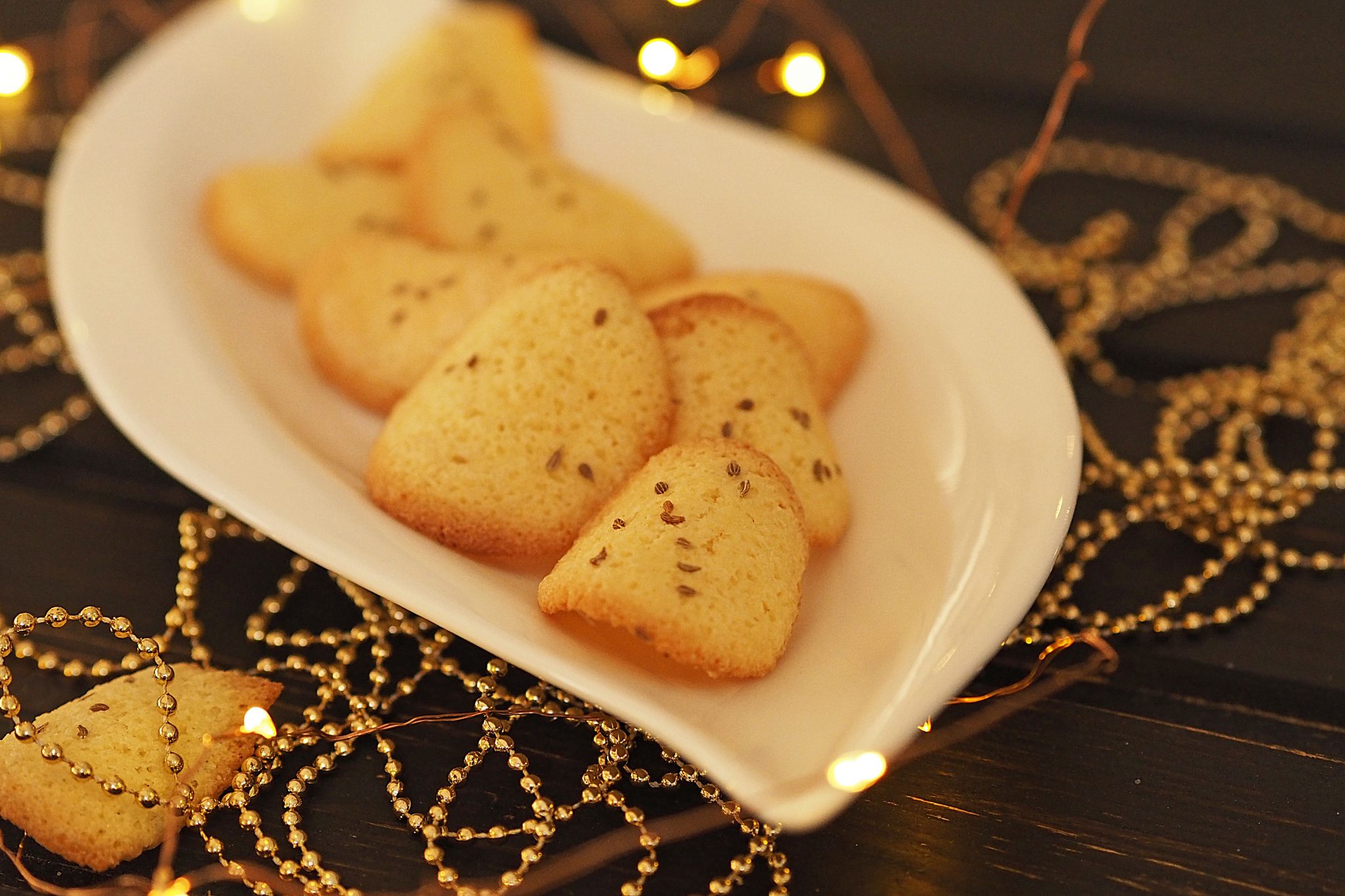 knusprige Biskuittaler mit Anis Weihnachtskekse