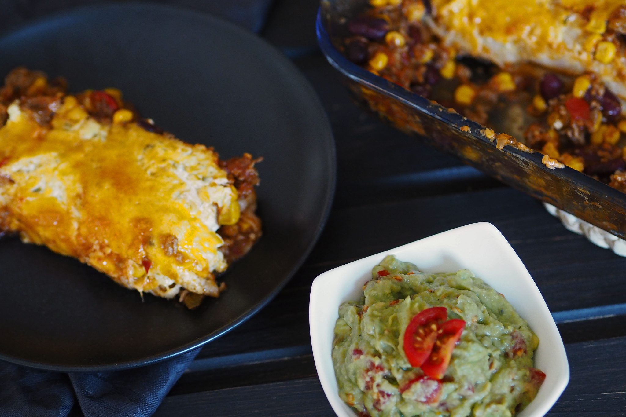 Überbackene Tortillas mit Avocado-Dip