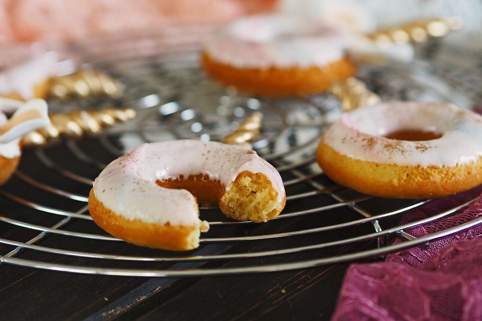 Rührkuchen Donuts gebacken Einhorn