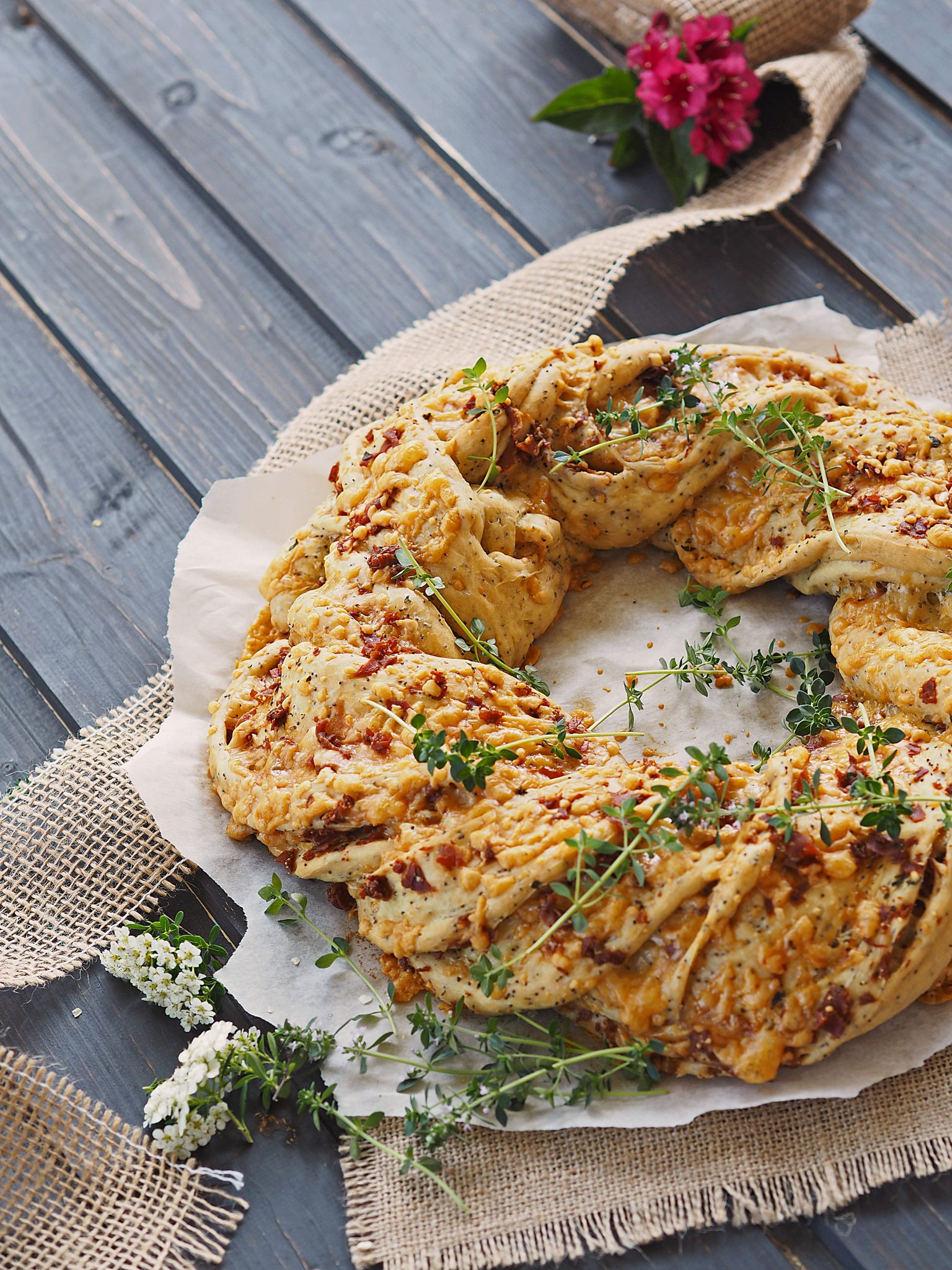 Brotkranz mit Rohschinken und Käse