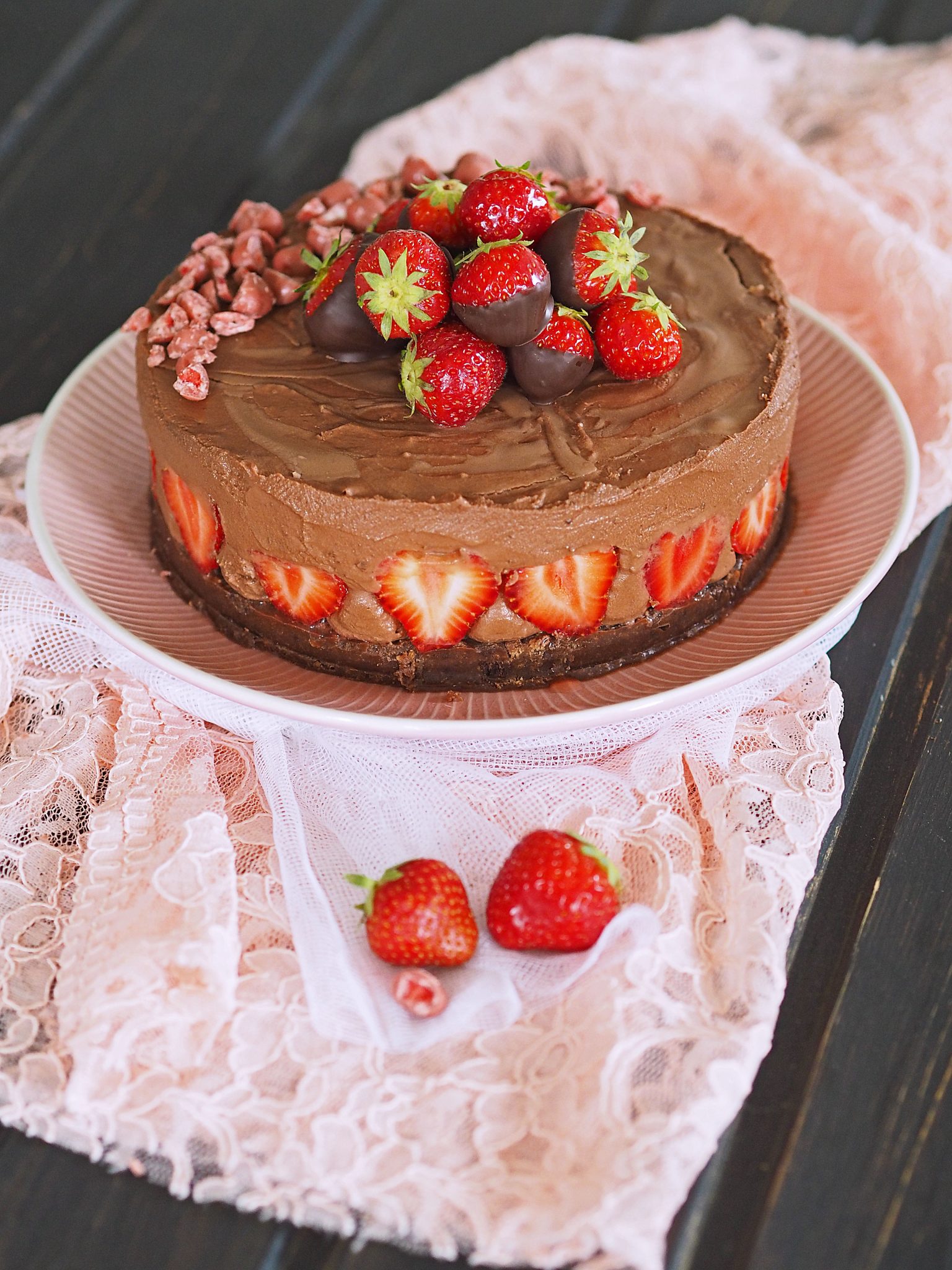 Chocolate Cheesecake mit Erdbeeren