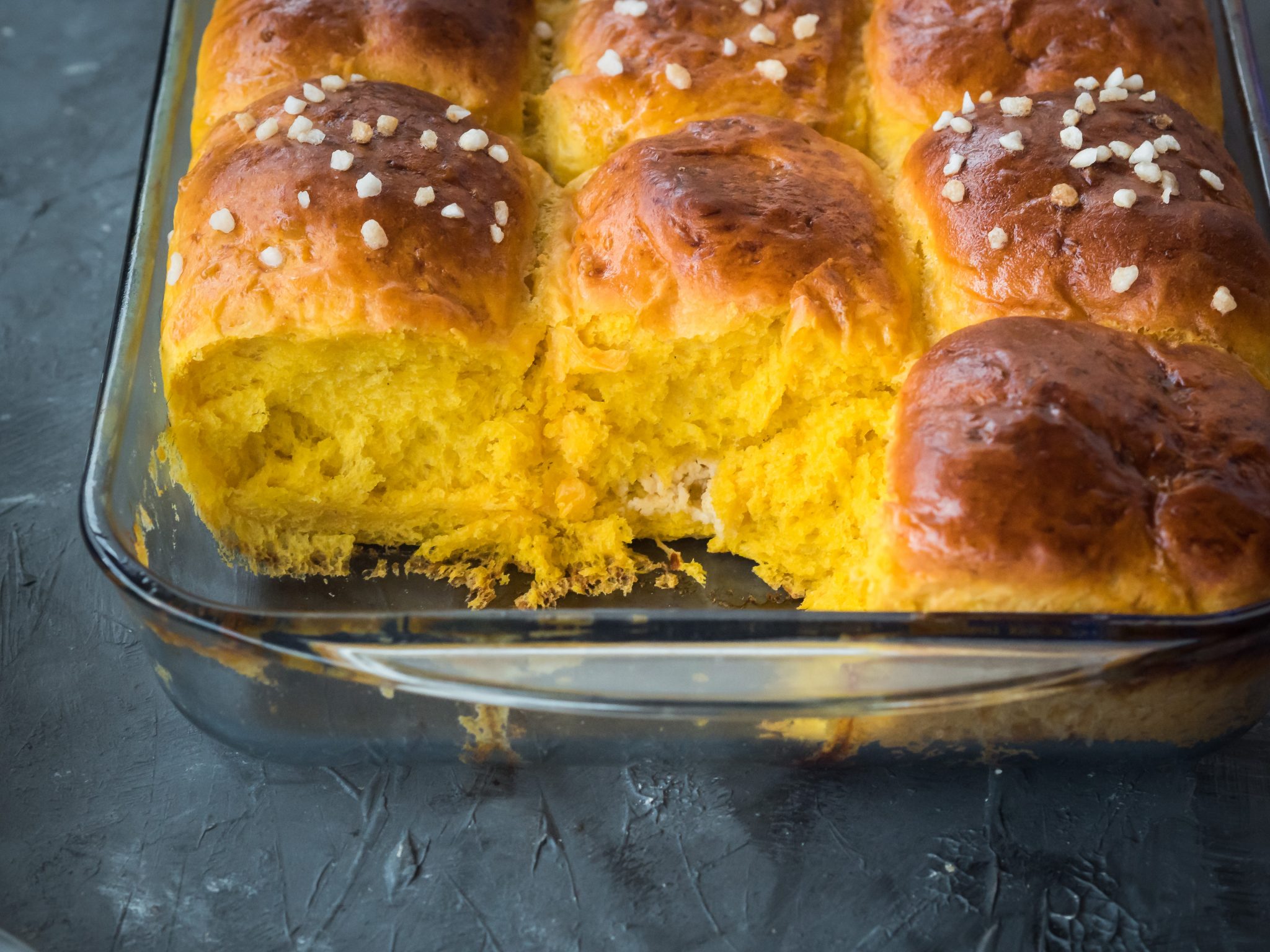 Buchteln mit Kürbis und Cheesecakefülle