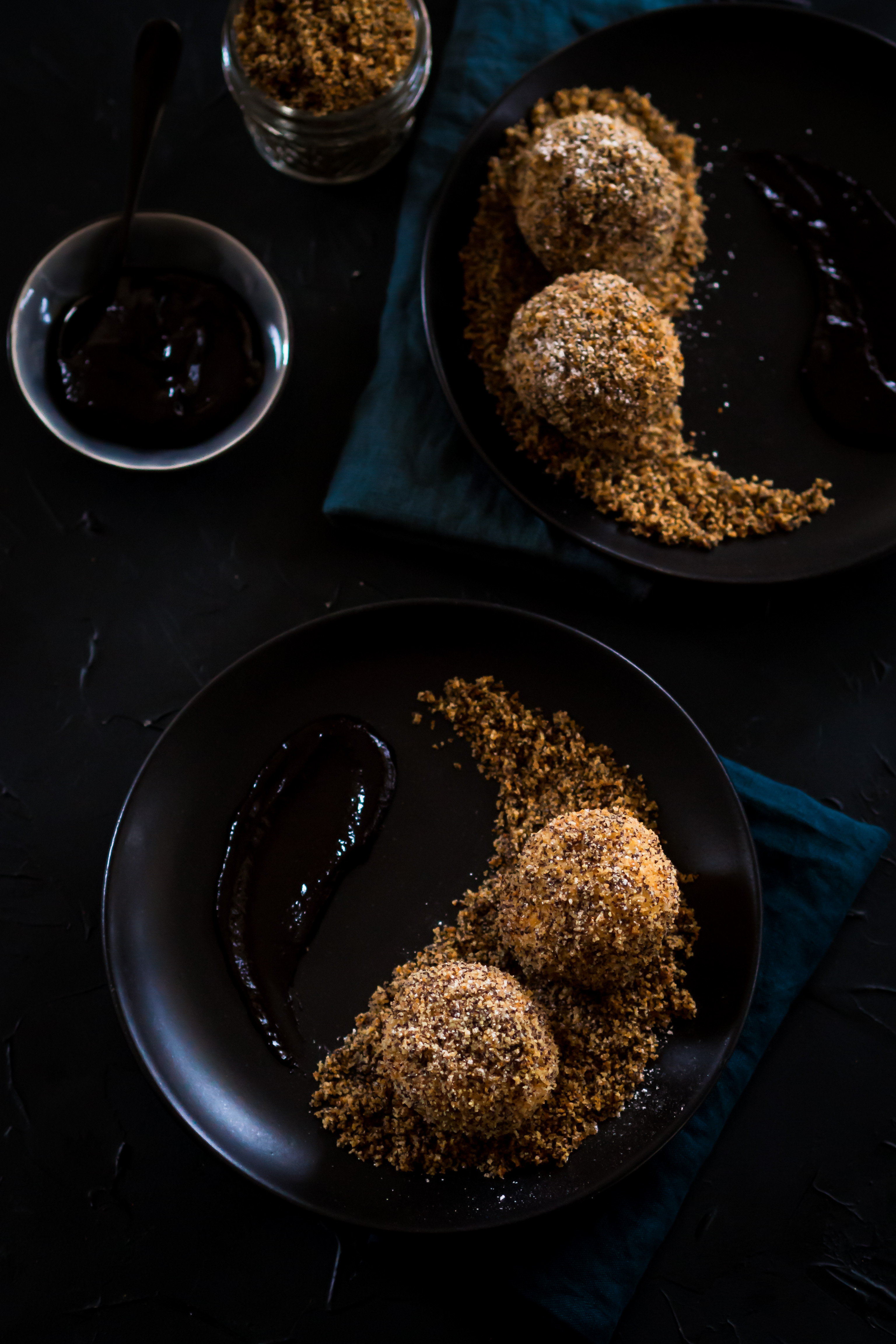 Topfenknödel mit Powidl