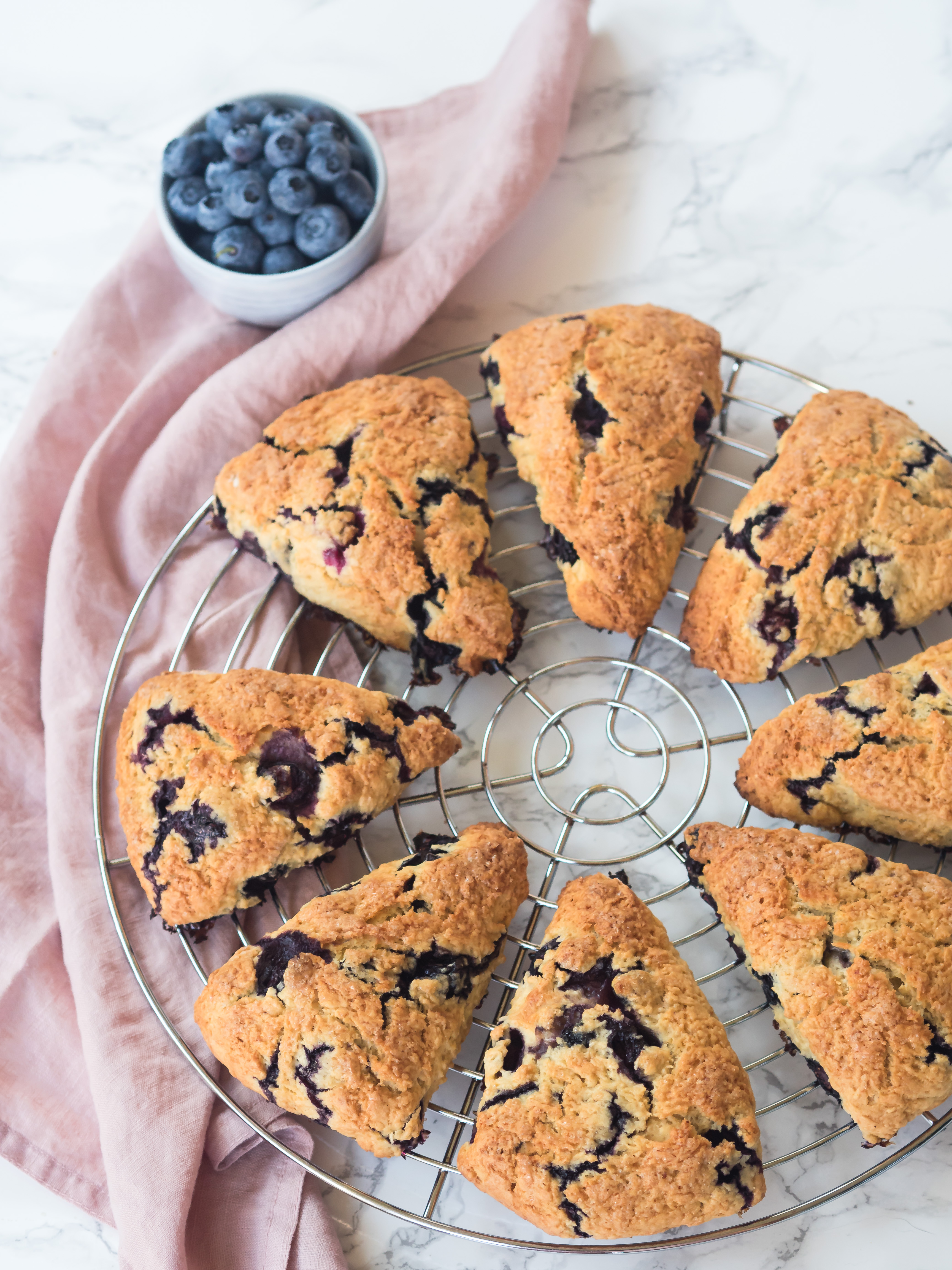 Scones mit Heidelbeeren und Kokos